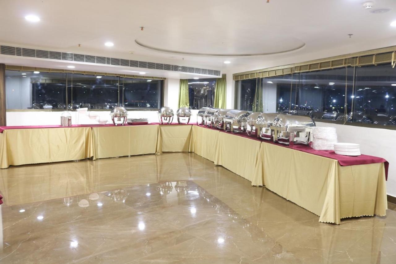 Hotel Parkelite Gannavaram Exterior photo
